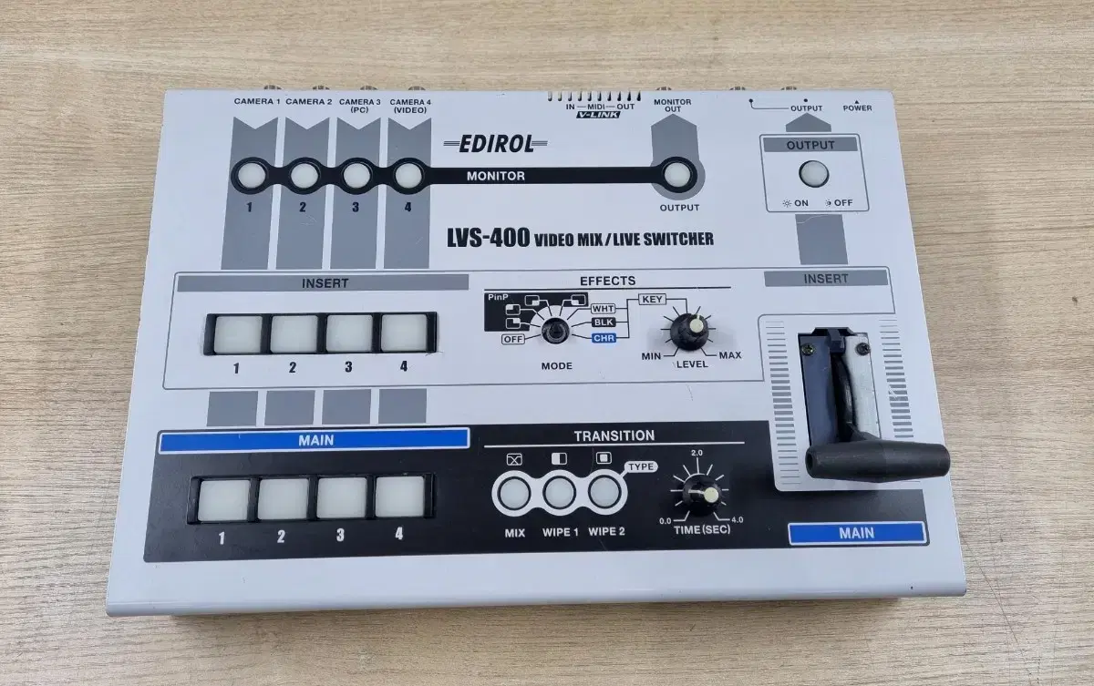 その他 EDIROL LVS-400 VIDEO MIX / LIVE SWITCHER Roland Professional LVS-400 EDIROL Four Channel Video Mix